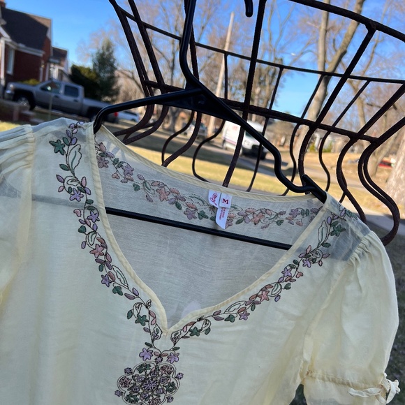 Daffidol yellowJoie embroidered cotton/silk top size M - Picture 1 of 6